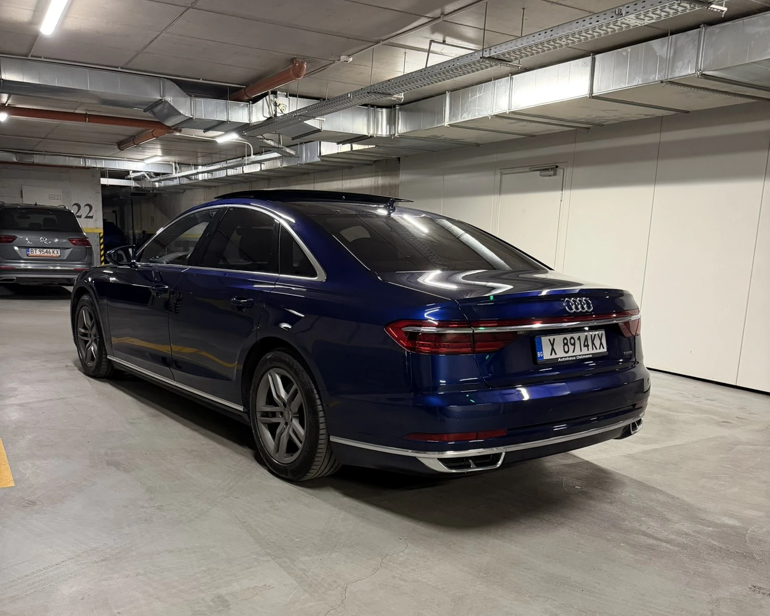 Audi A8, снимка 2 - Автомобили и джипове - 55776104