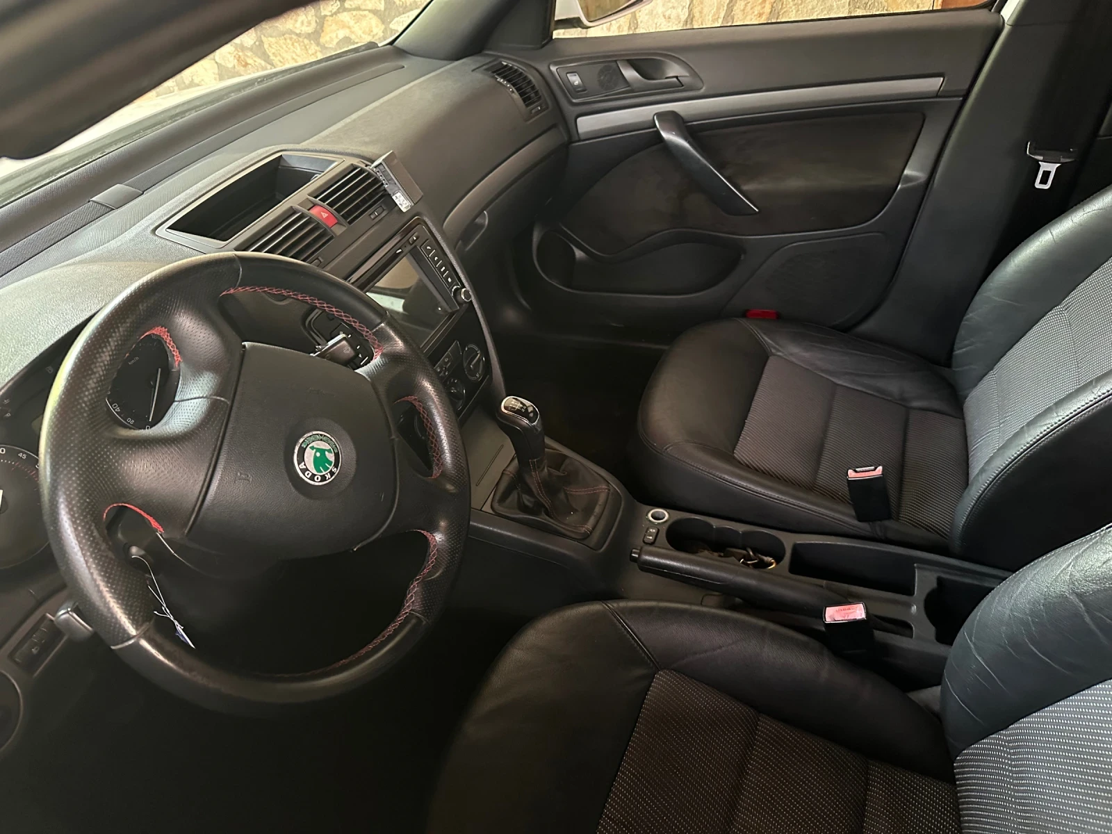 Skoda Octavia 1.9 тди, снимка 5 - Автомобили и джипове - 55770280