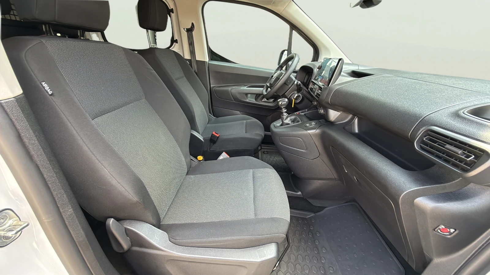 Citroen Berlingo 1, 5, снимка 9 - Автомобили и джипове - 55897858
