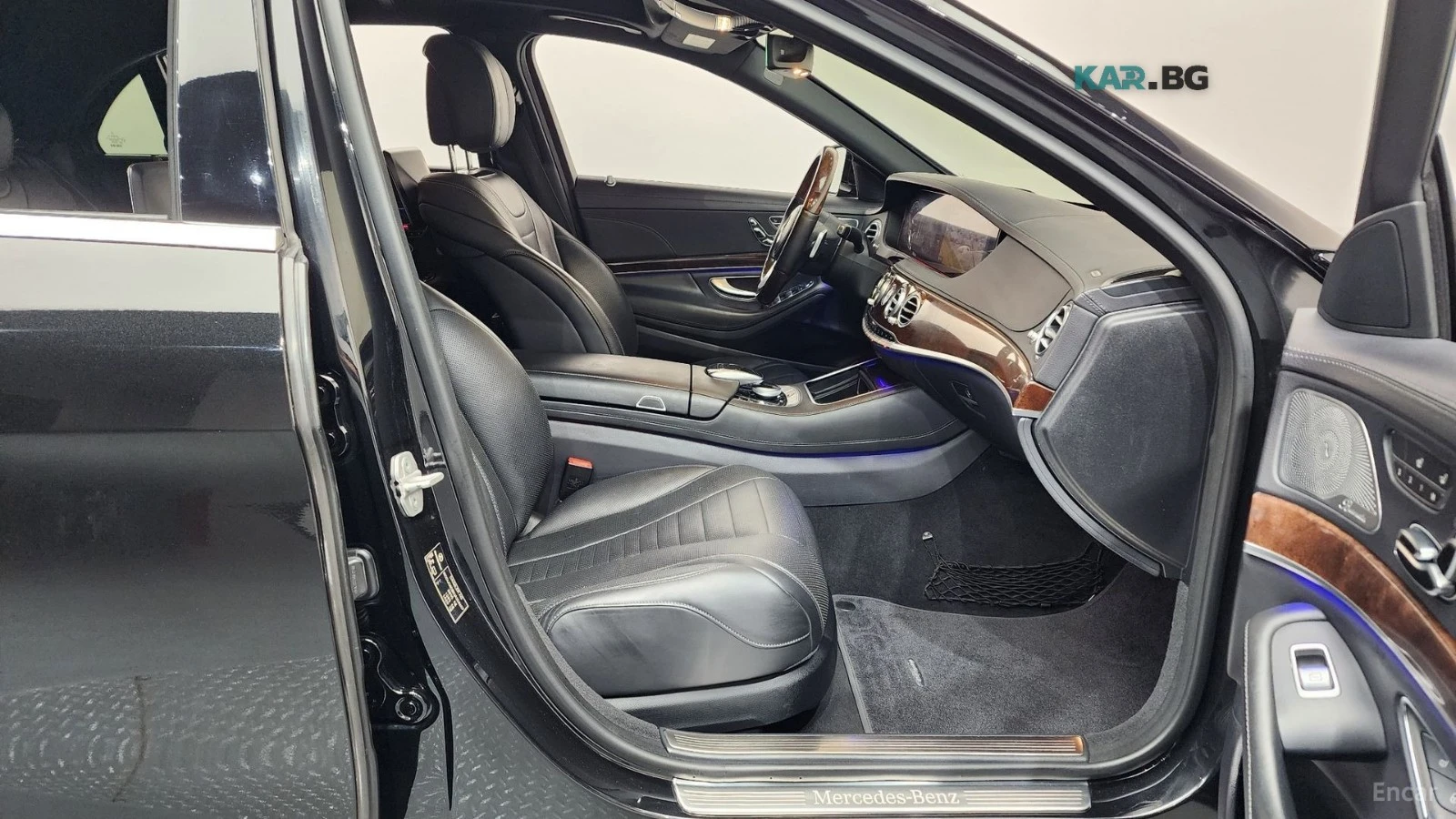 Mercedes-Benz S 560 L* 4MATIC* BURMESTER* DISTRONIC* 360* МАСАЖИ* ОБДУ, снимка 9 - Автомобили и джипове - 56073061