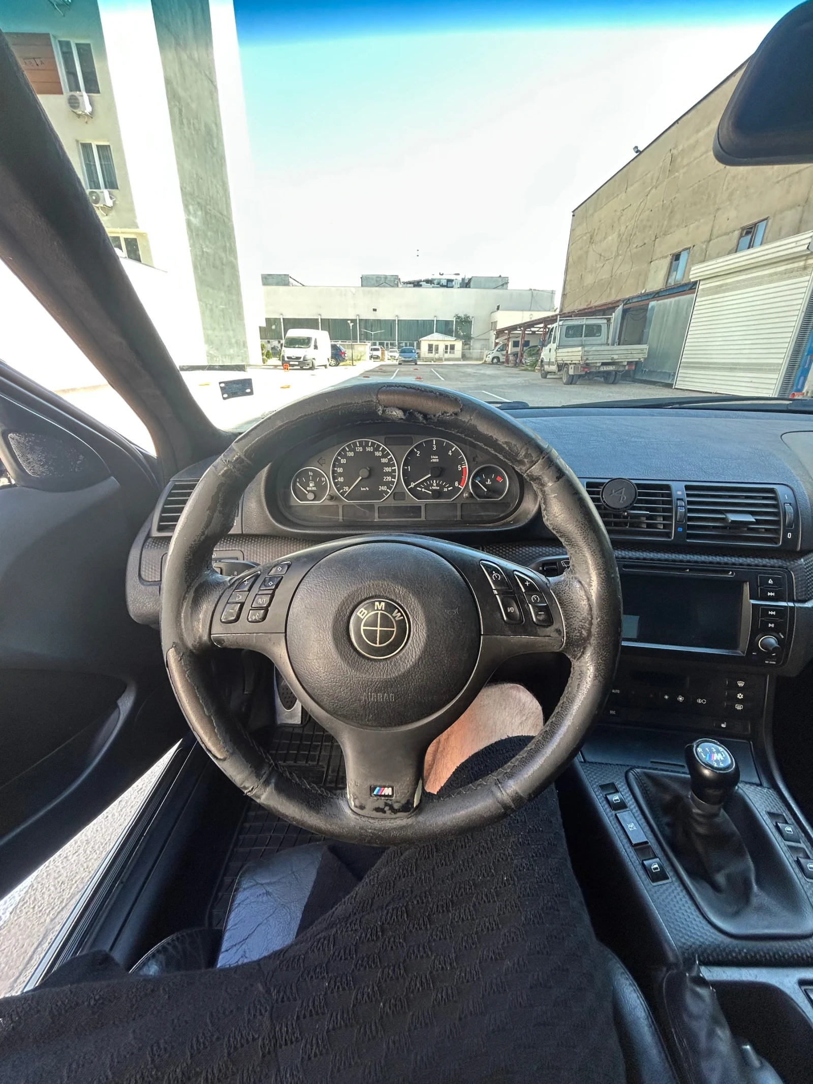 BMW 330, снимка 5 - Автомобили и джипове - 56118215