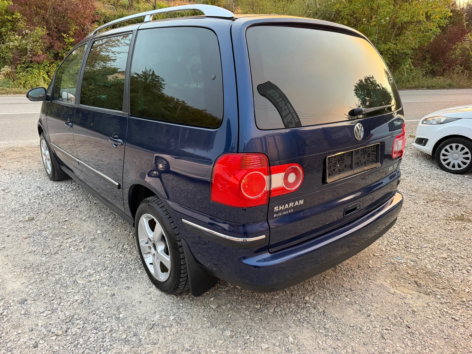 VW Sharan 2.0TDI Business, снимка 7 - Автомобили и джипове - 56273956
