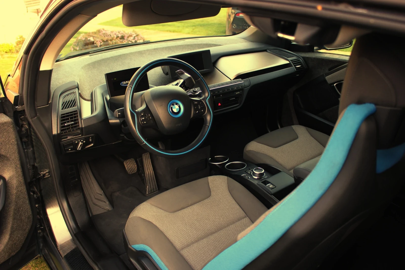 BMW i3 S/120ah/Термопомпа, снимка 9 - Автомобили и джипове - 56404608