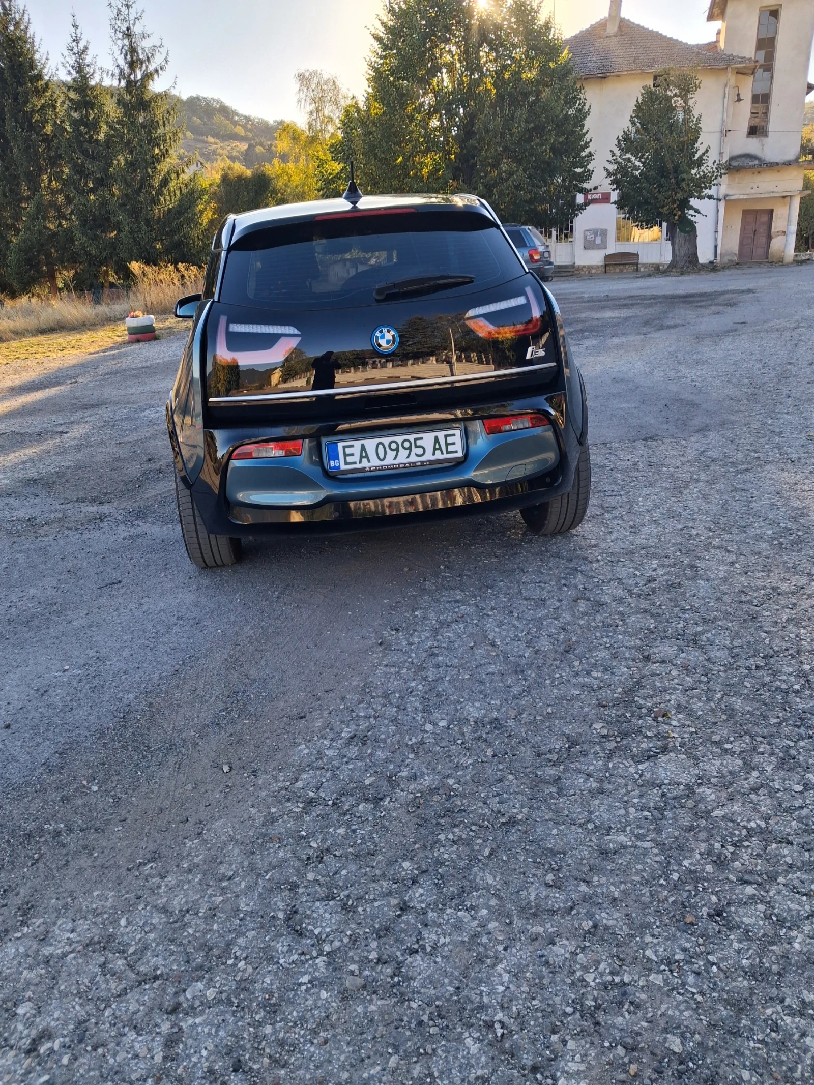 BMW i3, снимка 7 - Автомобили и джипове - 56404608