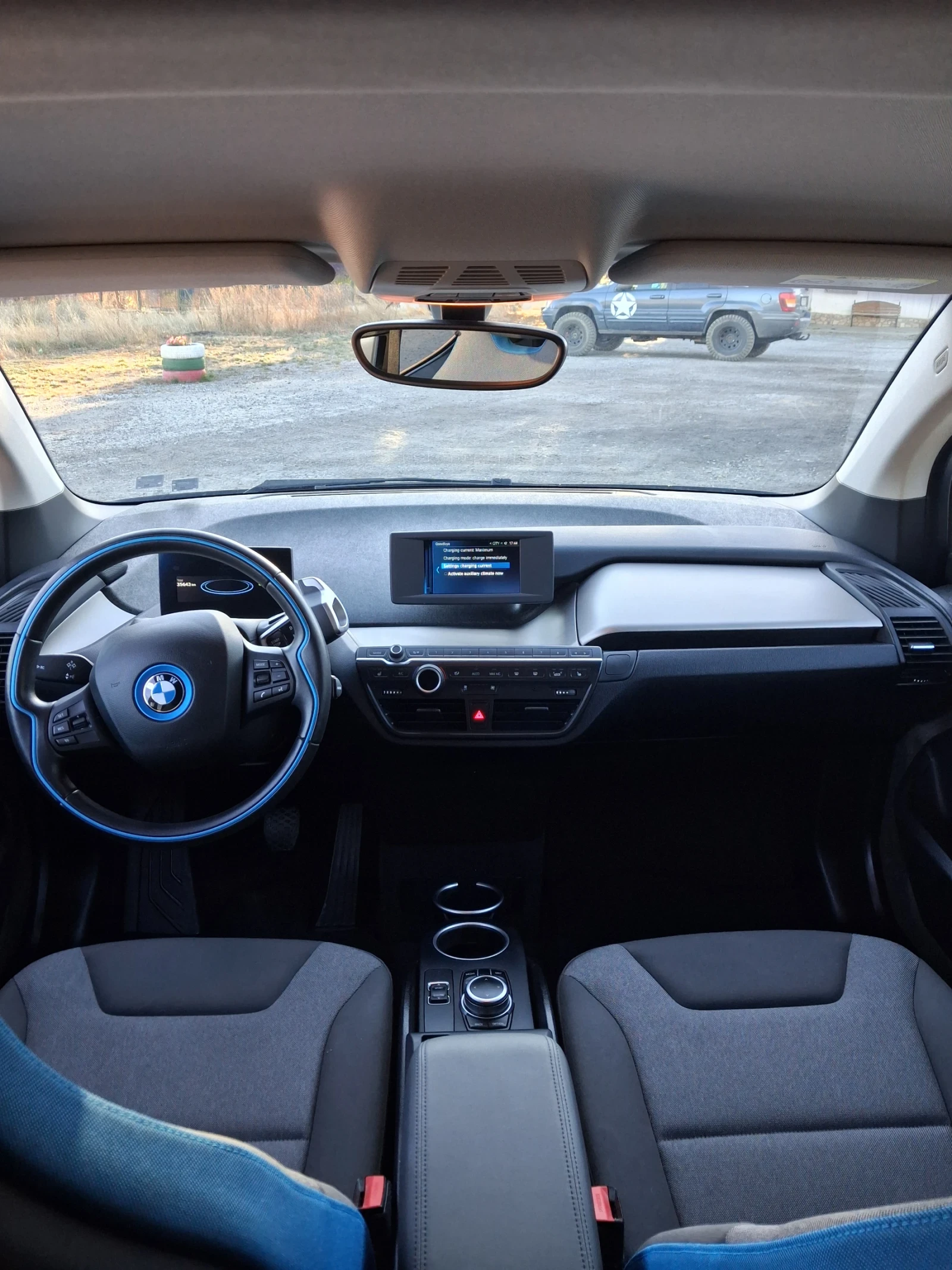 BMW i3, снимка 13 - Автомобили и джипове - 56404608