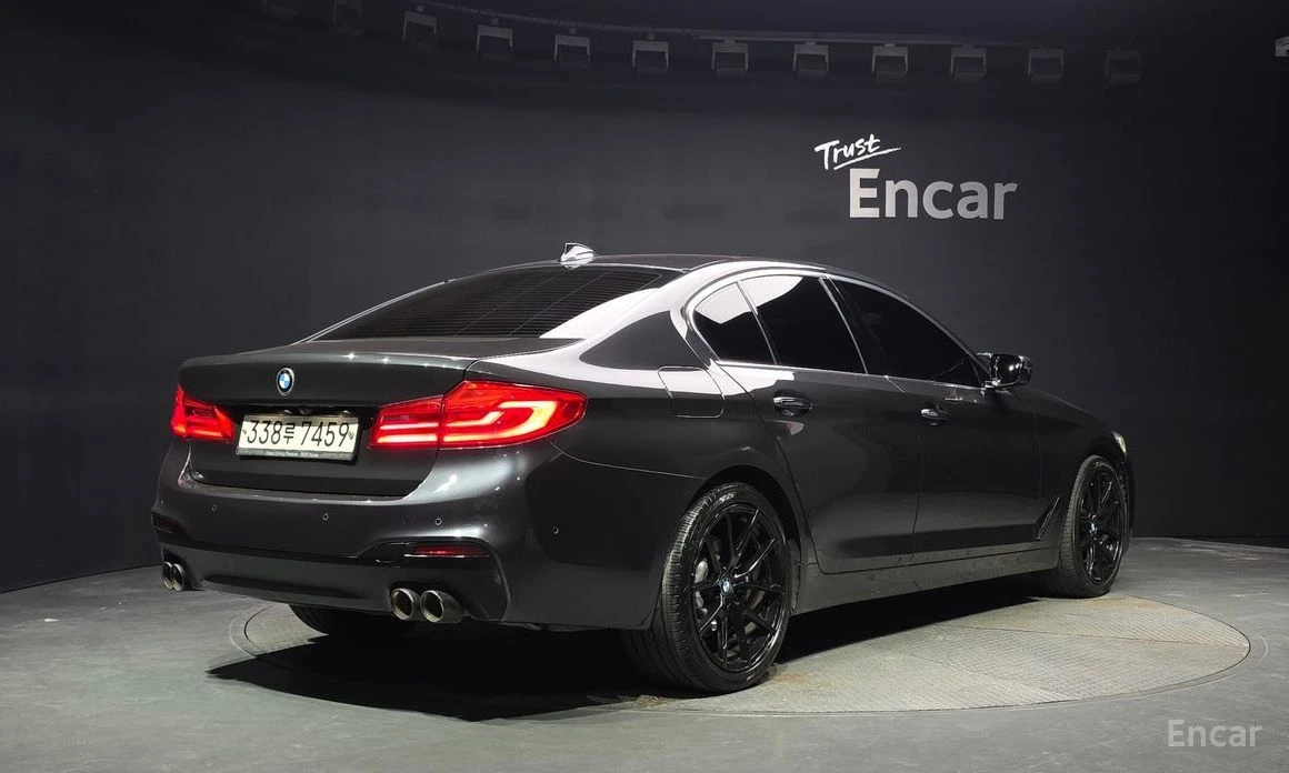 BMW 520, снимка 2 - Автомобили и джипове - 56451398