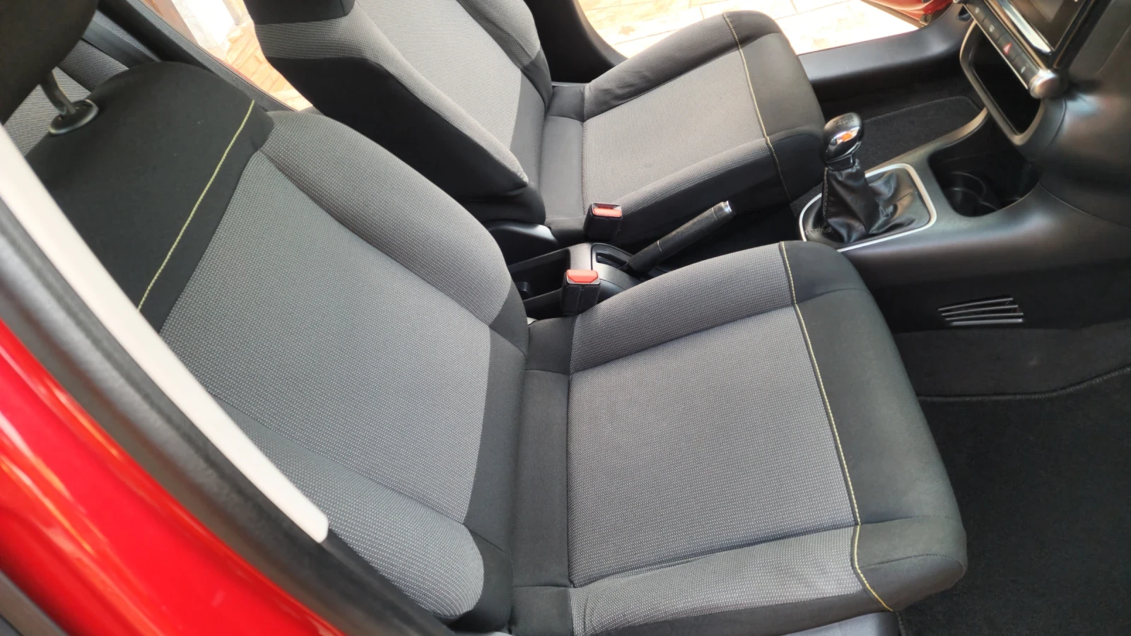 Citroen C3 1.2i-Shine-, снимка 12 - Автомобили и джипове - 56584712