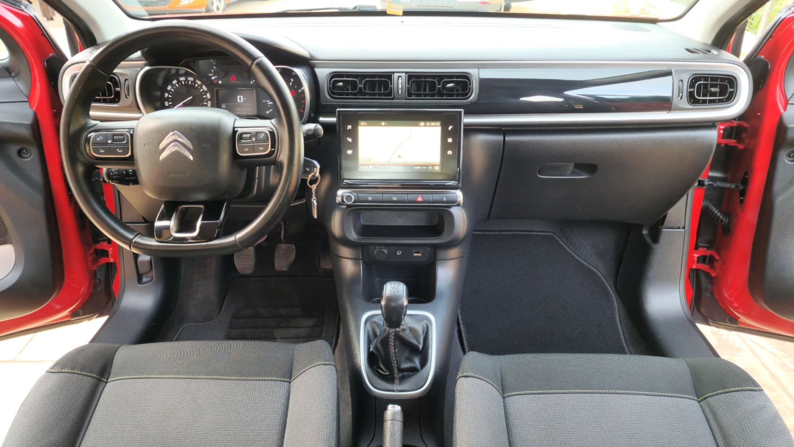 Citroen C3 1.2i-Shine-, снимка 13 - Автомобили и джипове - 56584712