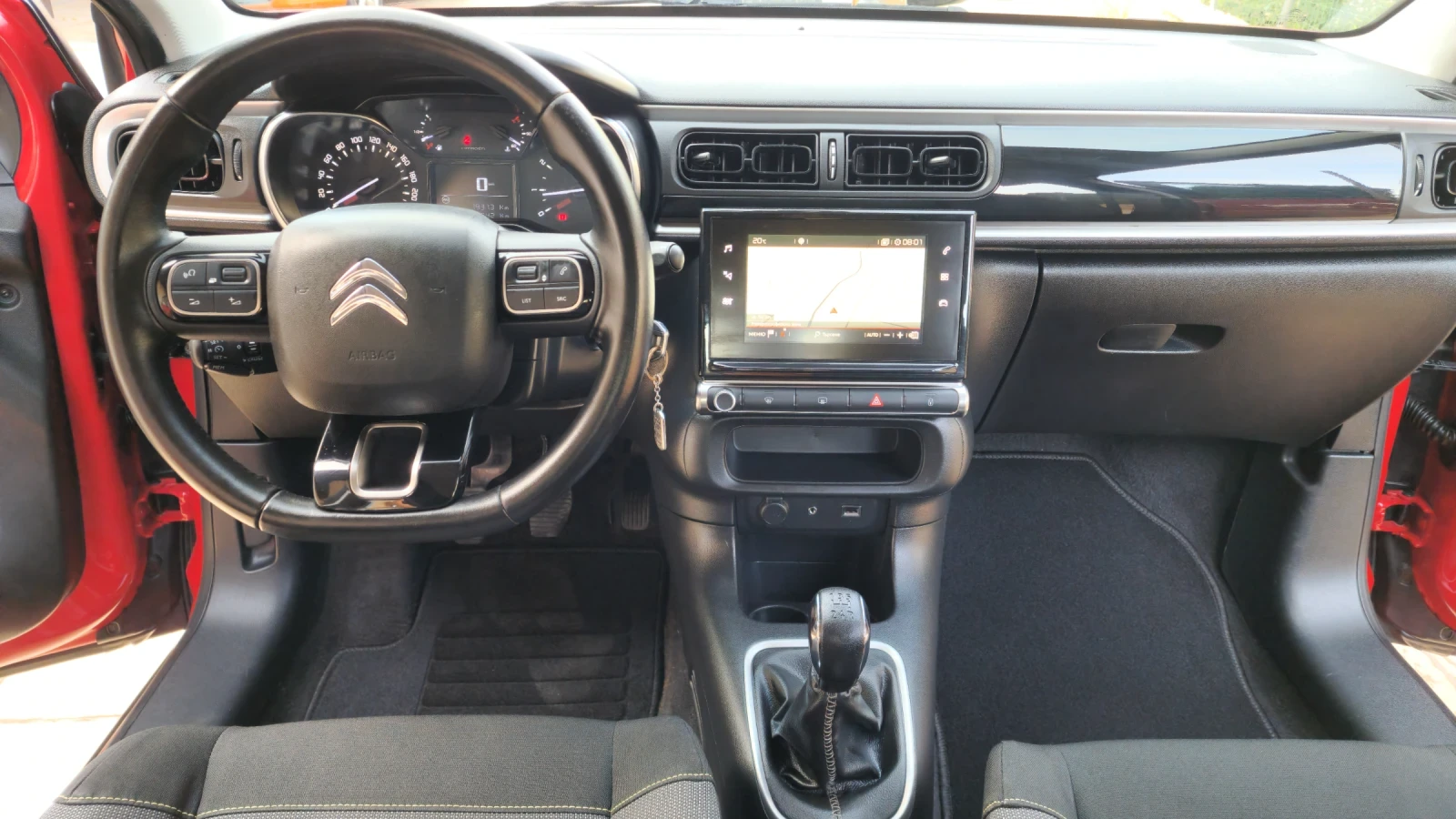Citroen C3 1.2i-Shine-, снимка 14 - Автомобили и джипове - 56584712