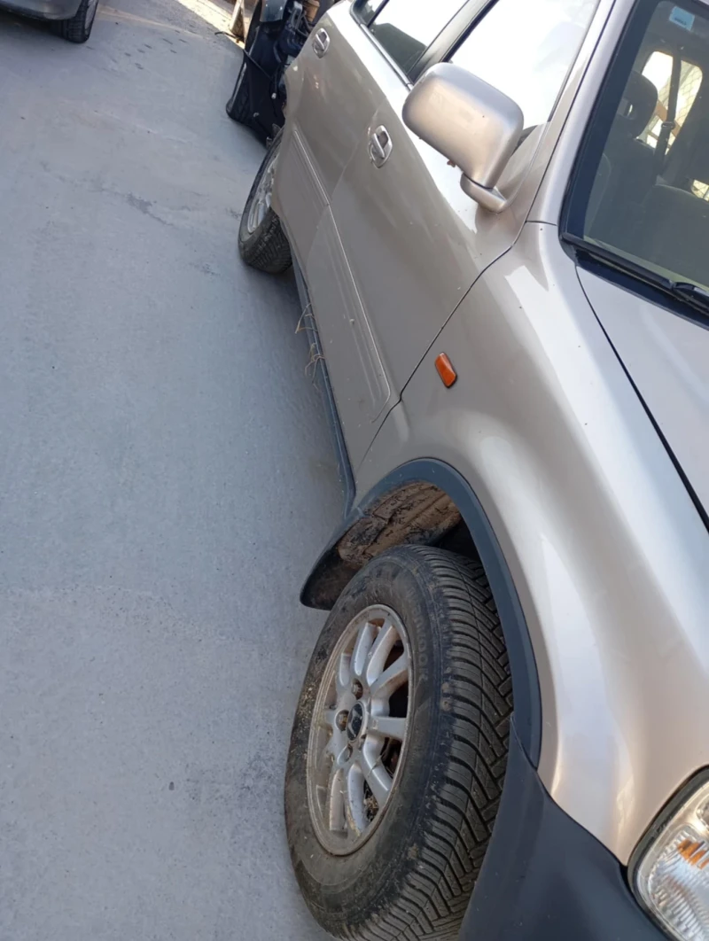 Honda Cr-v 2.0, снимка 2 - Автомобили и джипове - 52909272