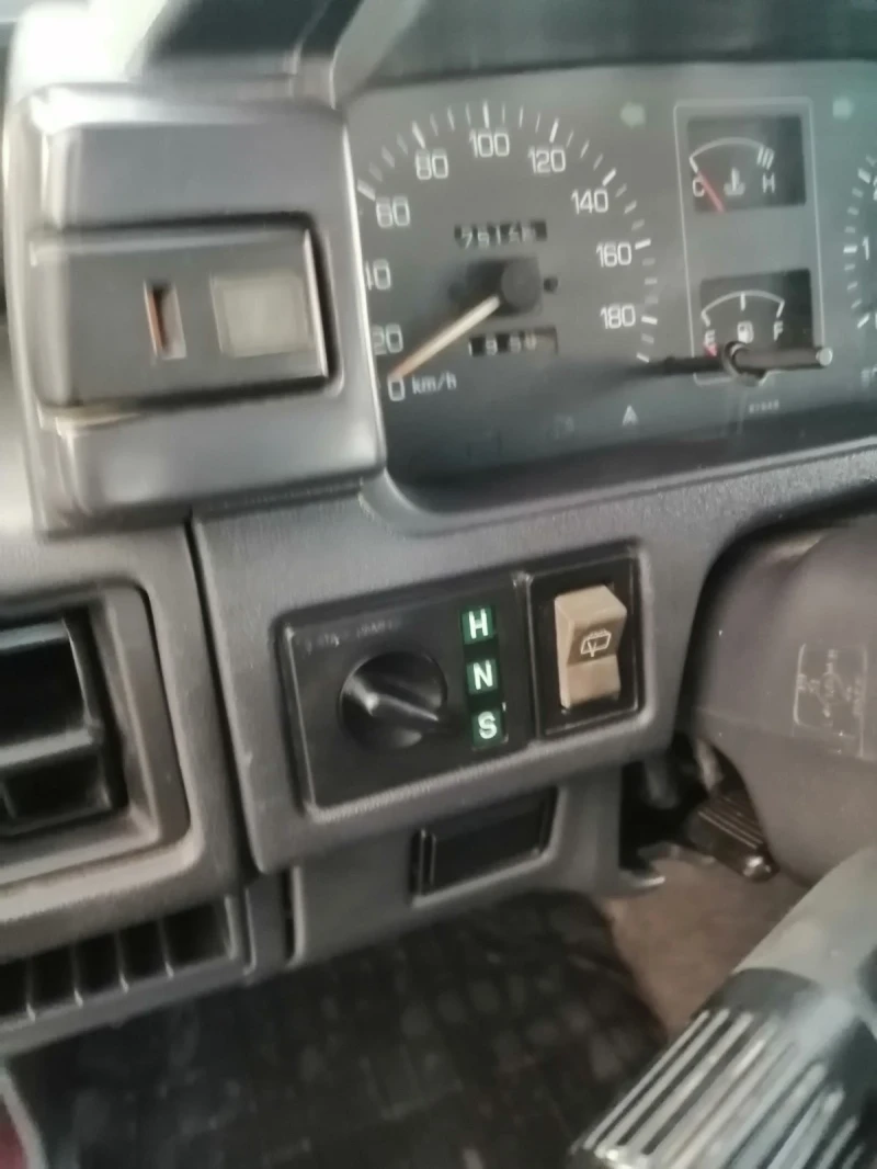 Daihatsu Feroza, снимка 6 - Автомобили и джипове - 52809833