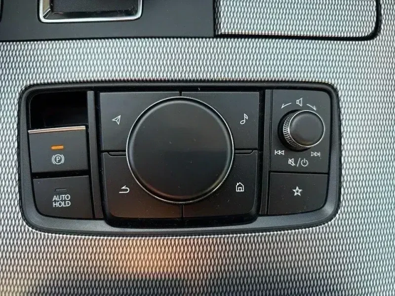 Mazda CX-60 2.5* PLUG-IN* EXCLUSIVE* AWD* DISTR* CAM* LED* , снимка 11 - Автомобили и джипове - 53522692