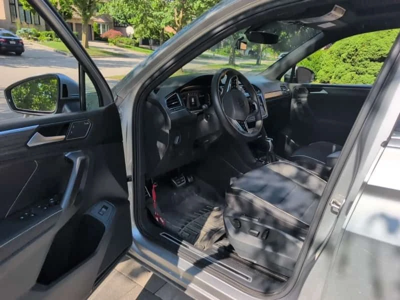 VW Tiguan  HIGHLINE R LINE / ОБДУХВАНЕ / 360 / 2 КЛЮЧА , снимка 6 - Автомобили и джипове - 55463712