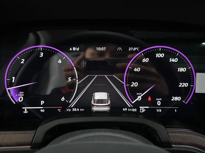 VW Touareg 3.0 DPY Automatic!!! Нова !!!, снимка 8 - Автомобили и джипове - 55730263
