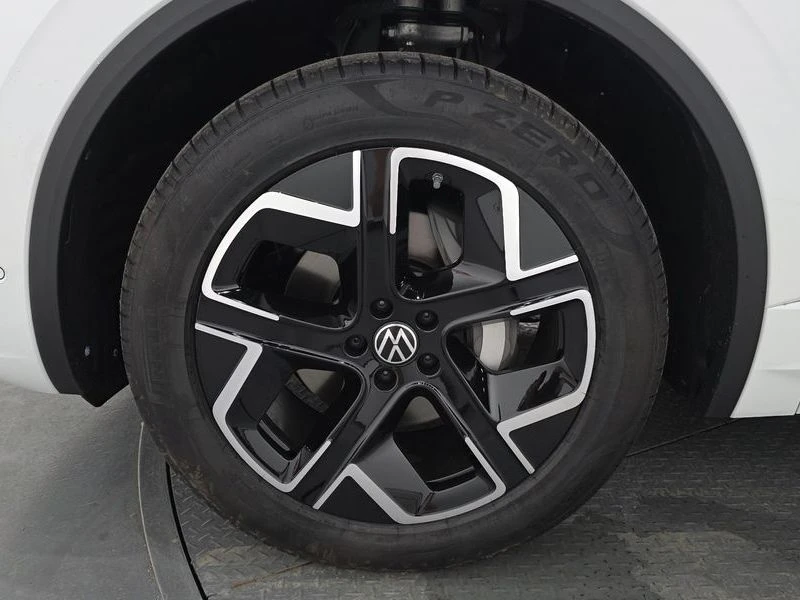 VW Touareg 3.0 DPY Automatic!!! Нова !!!, снимка 5 - Автомобили и джипове - 55730263