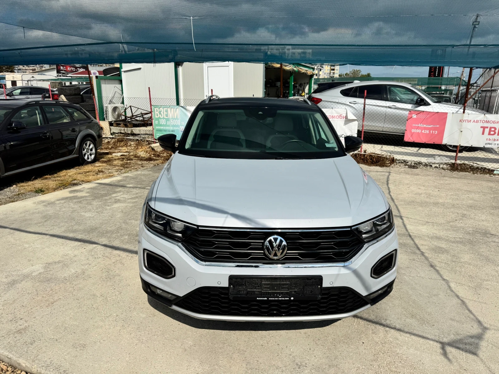VW T-Roc 2.0 Benzin R line design 4x4 - изображение 2