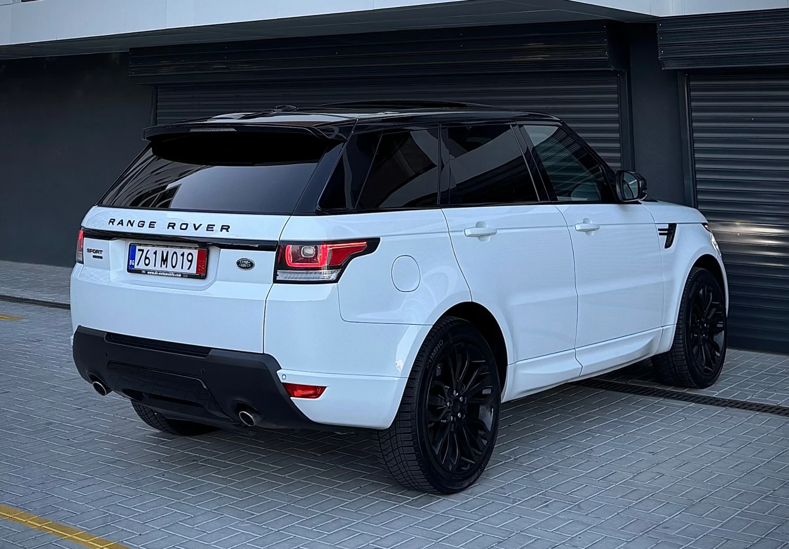 Land Rover Range Rover Sport 3.0 HSE SDV6 Dynamic 3xTV FULL  - изображение 4