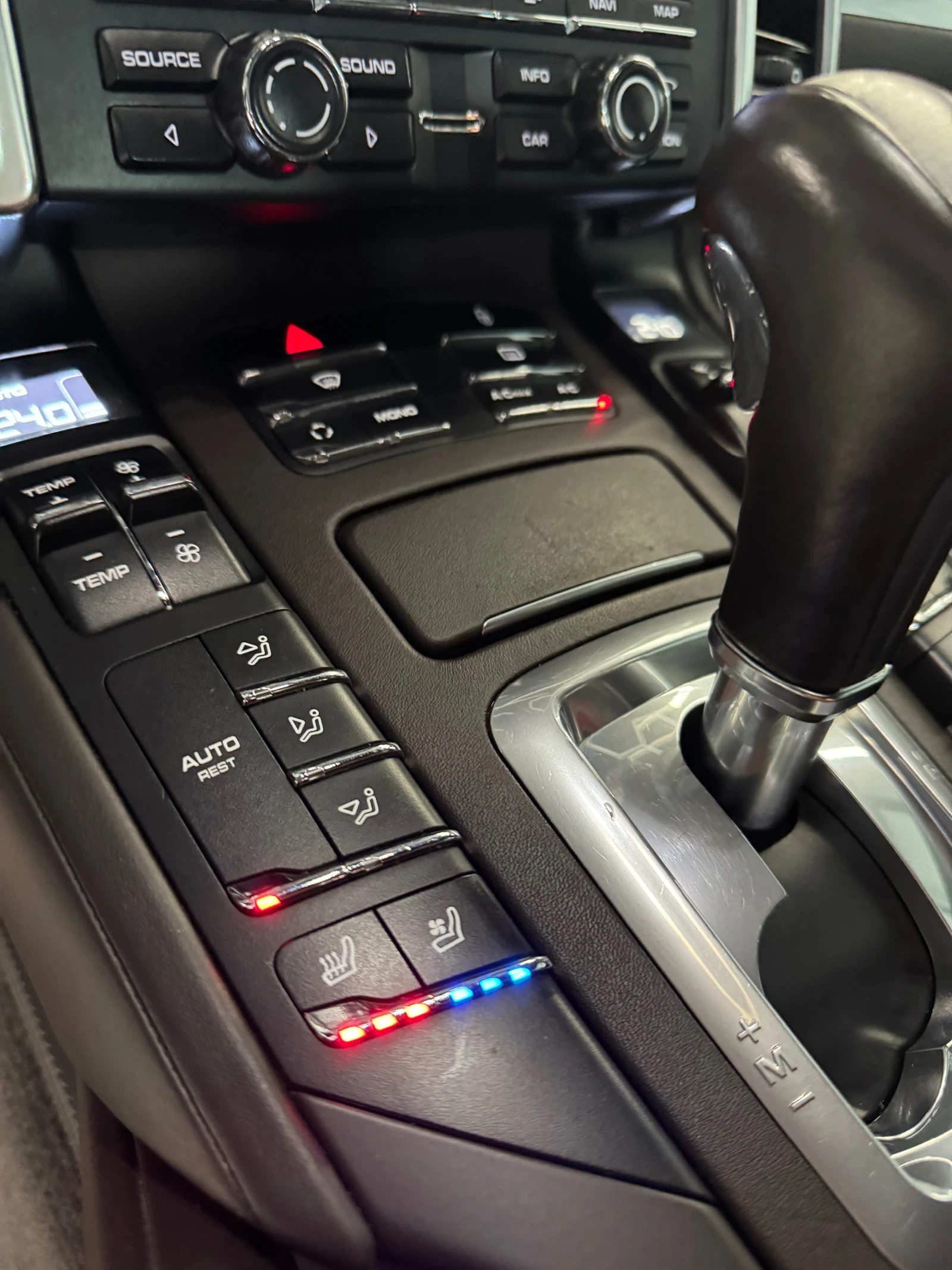 Porsche Cayenne 3.0 TDI V6 * BOSE *  - изображение 9