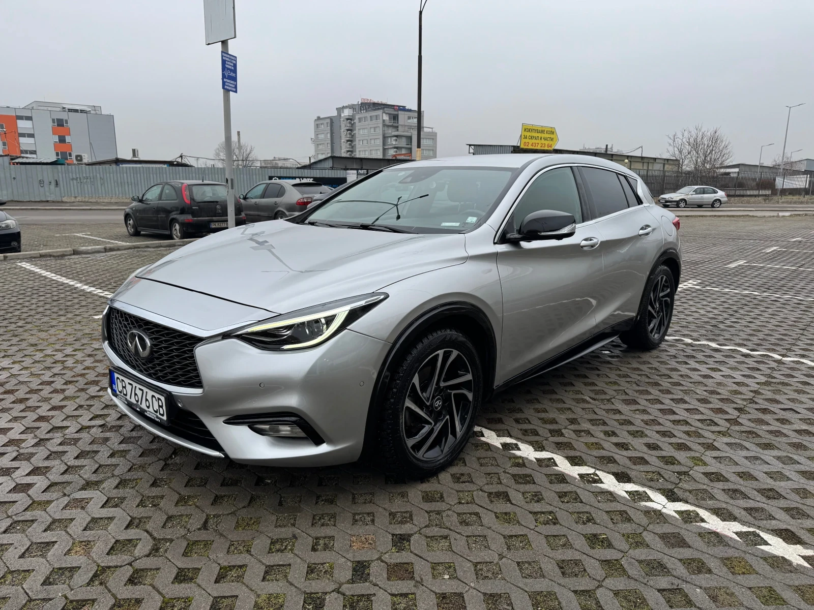 Infiniti Q30 83 000km 1 �� ���������� EXCLUSIVE  | Mobile.bg � ����������� 3