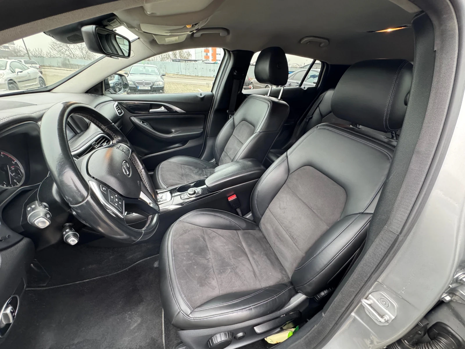 Infiniti Q30 83 000km 1 �� ���������� EXCLUSIVE  | Mobile.bg � ����������� 9
