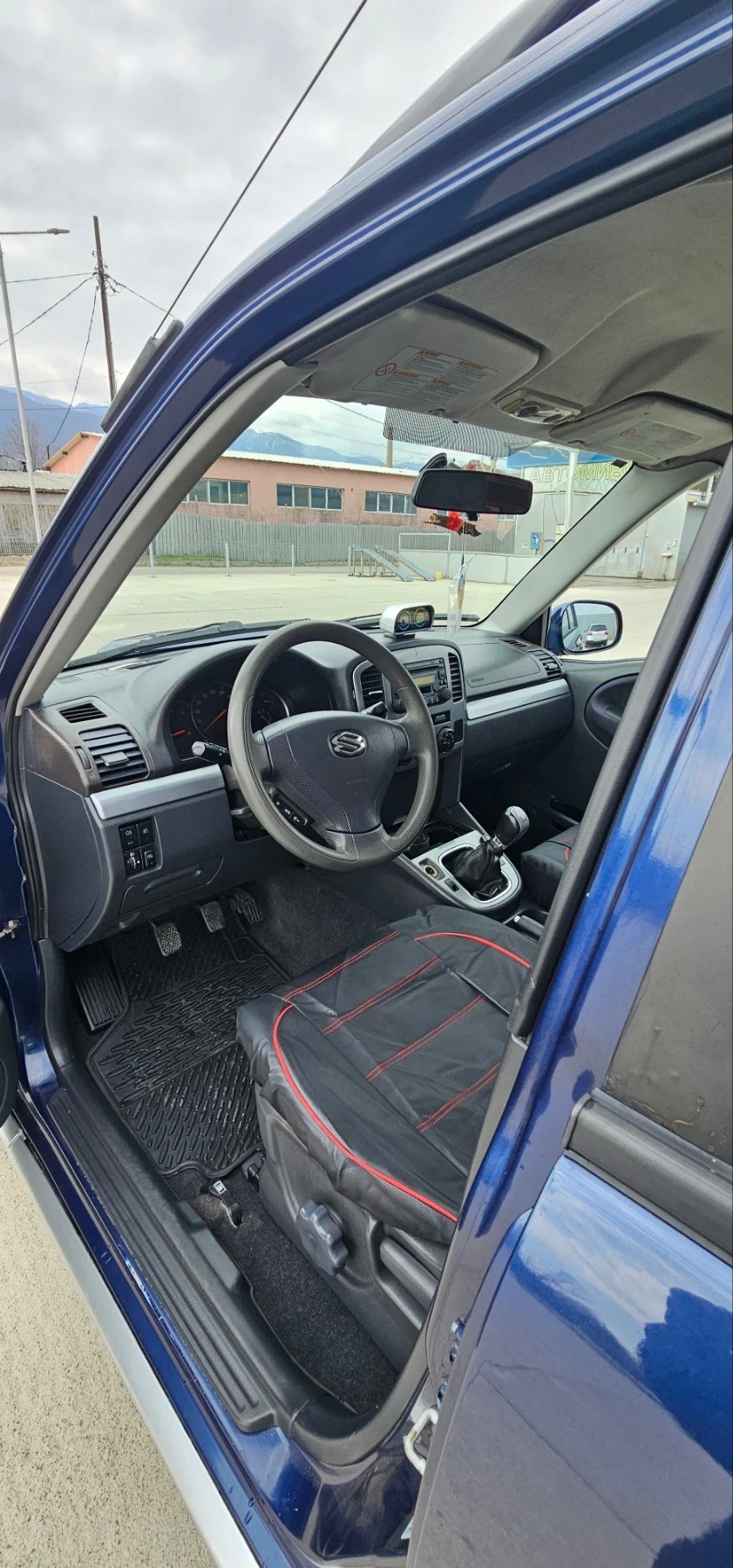 Suzuki Grand vitara 2 HDI. БЕЗ РЪЖДА!!Италия, снимка 10 - Автомобили и джипове - 53912458