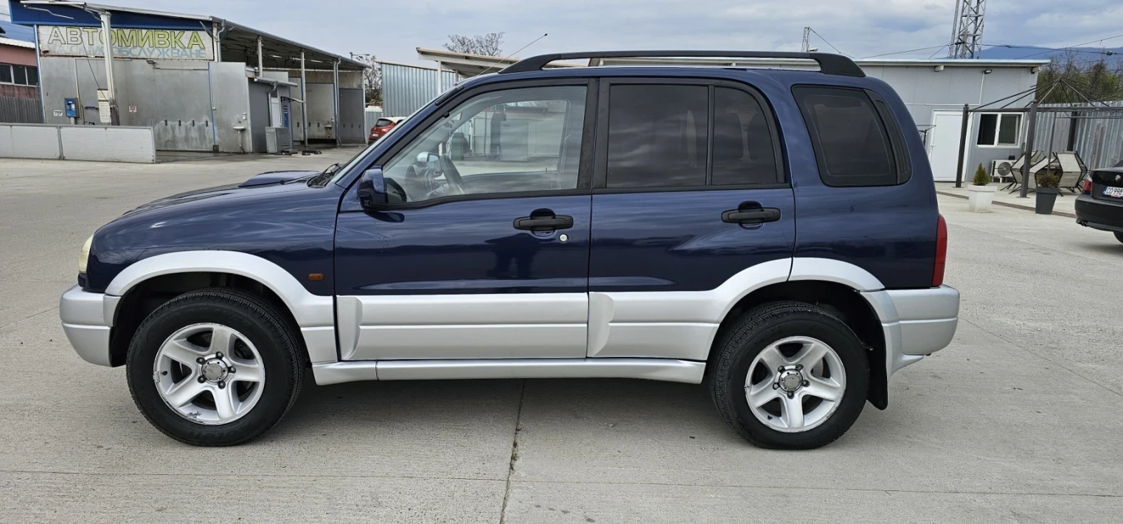 Suzuki Grand vitara 2 HDI. БЕЗ РЪЖДА!!Италия, снимка 2 - Автомобили и джипове - 53912458