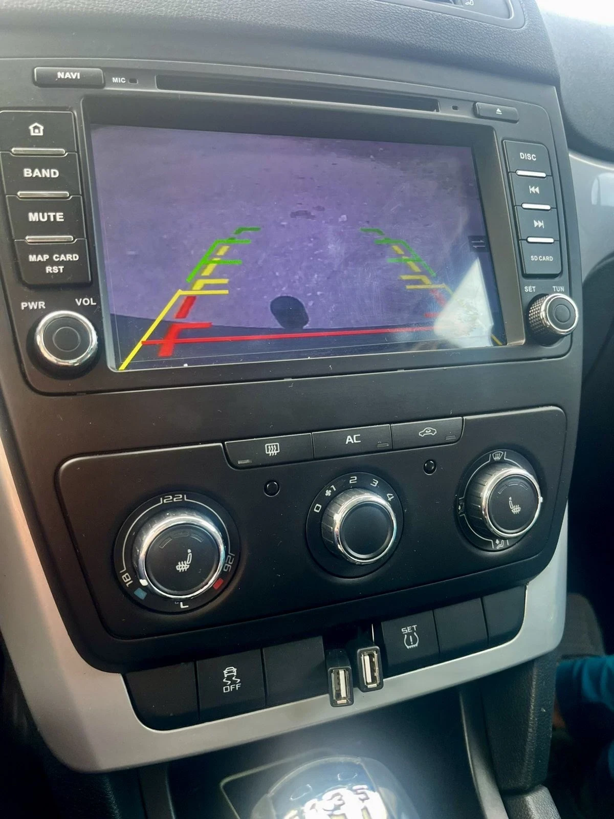 Skoda Yeti, снимка 5 - Автомобили и джипове - 54258072