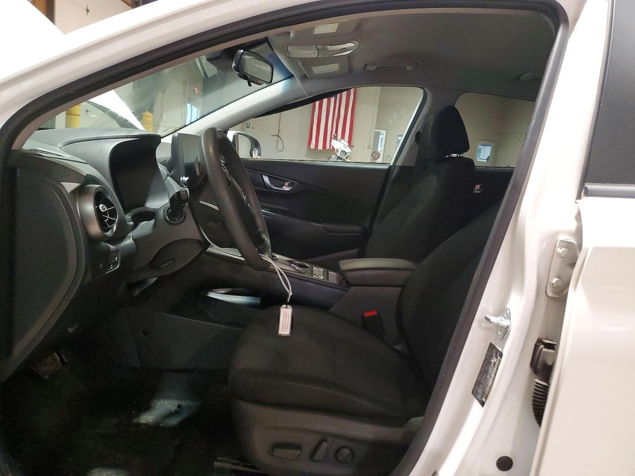 Hyundai Kona Electric SE FWD, снимка 7 - Автомобили и джипове - 54480287