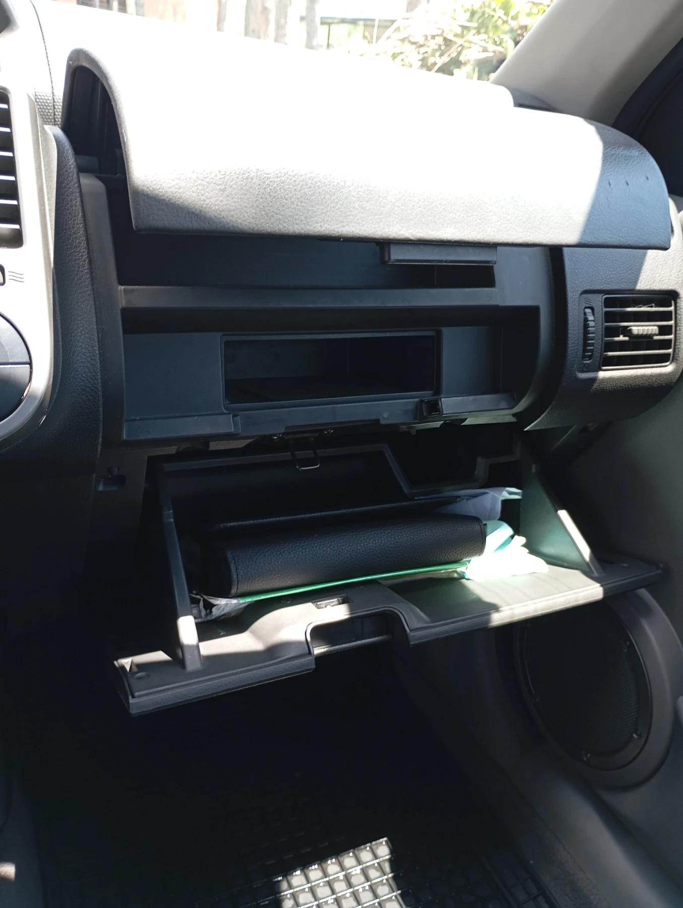 Nissan X-trail T30 2, 2 dci 4x4 136 p.s. DVD Navi Raptor 6 ск., снимка 10 - Автомобили и джипове - 54720302