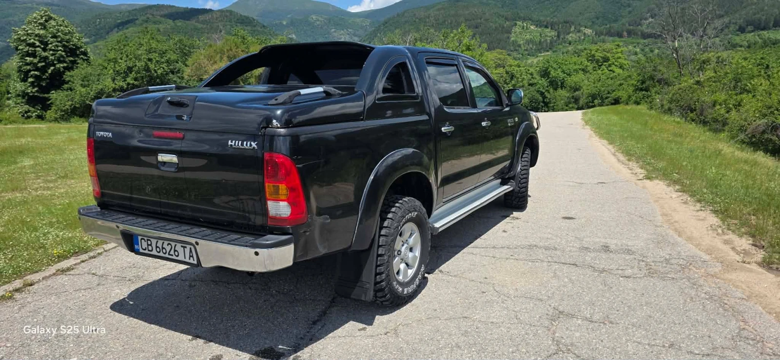 Toyota Hilux, снимка 3 - Автомобили и джипове - 54812969