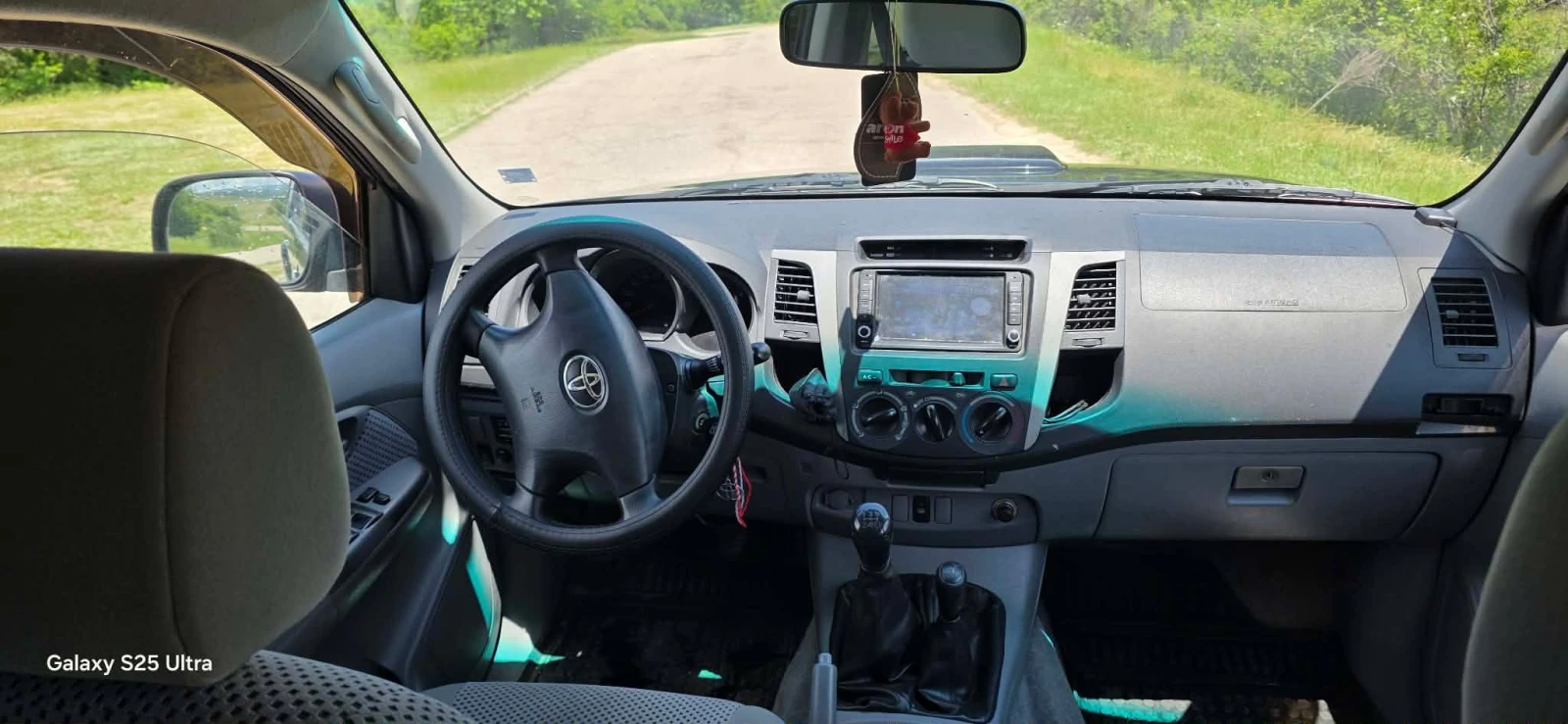 Toyota Hilux, снимка 10 - Автомобили и джипове - 54812969