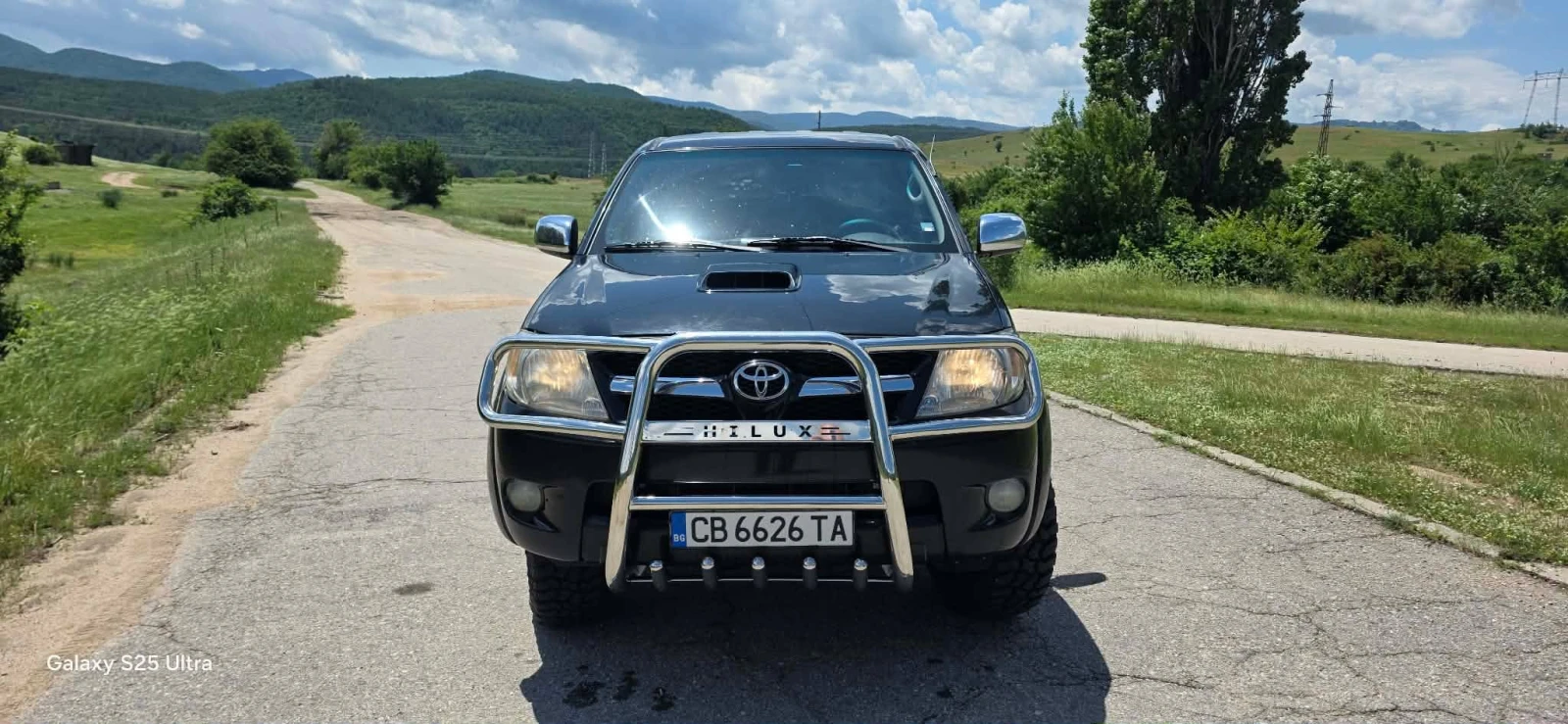 Toyota Hilux, снимка 4 - Автомобили и джипове - 54812969
