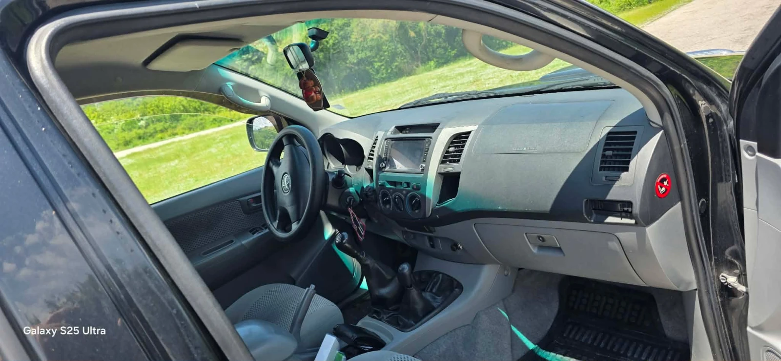 Toyota Hilux, снимка 14 - Автомобили и джипове - 54812969