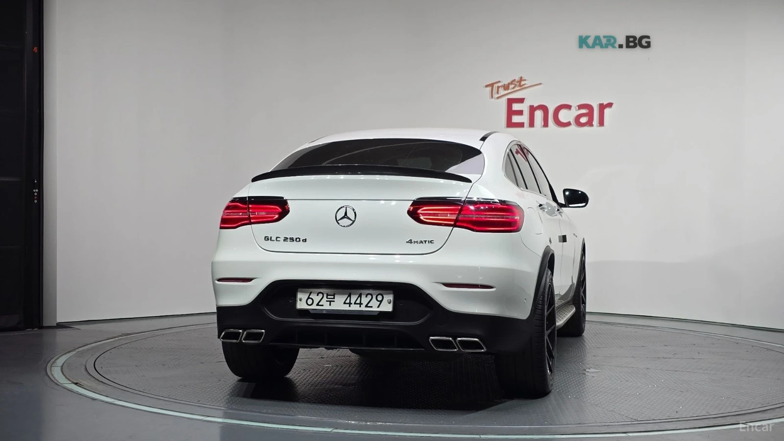 Mercedes-Benz GLC 250d 4MATIC COUPE* HUD* КОЖА* НАВИ* ПАНО* 360, снимка 4 - Автомобили и джипове - 55237329