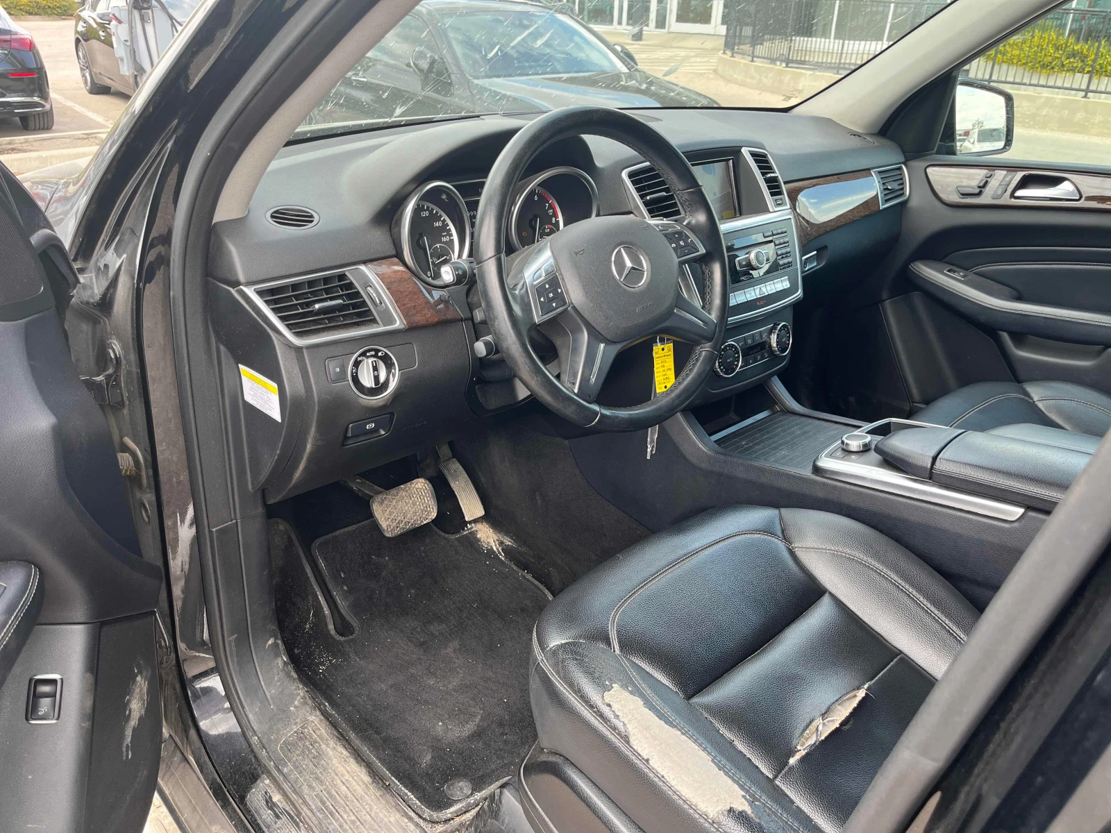 Mercedes-Benz ML 350  CARFAX / ПАНОРАМА / АВТОКРЕДИТ, снимка 8 - Автомобили и джипове - 55919829
