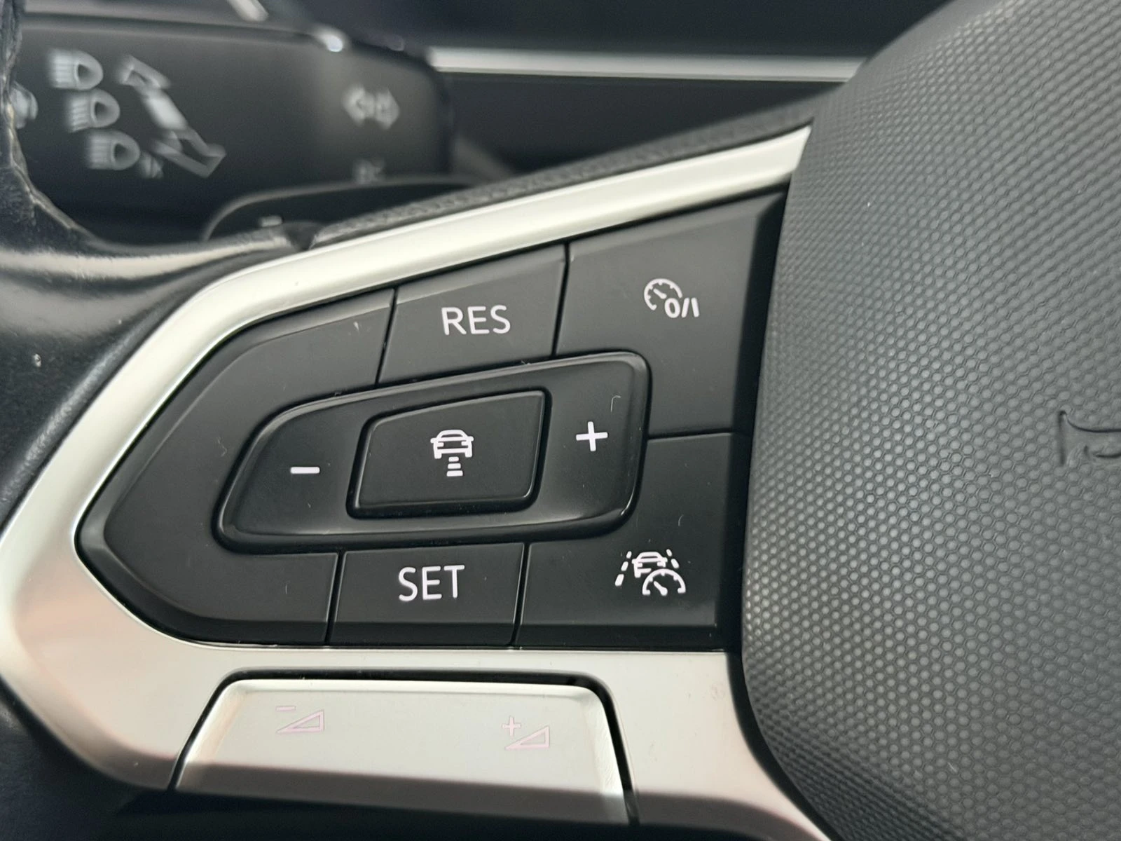 VW Tiguan AllSpace 4Motion, снимка 15 - Автомобили и джипове - 55937575