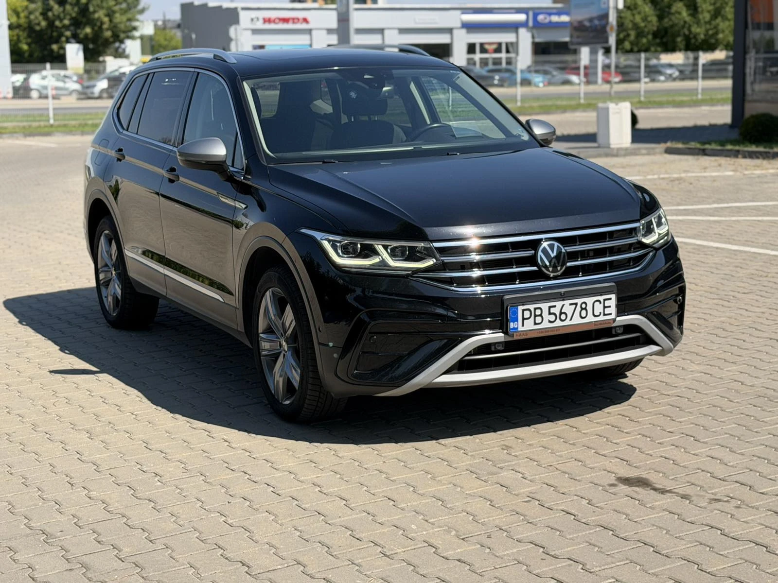 VW Tiguan AllSpace 4Motion, снимка 2 - Автомобили и джипове - 55937575