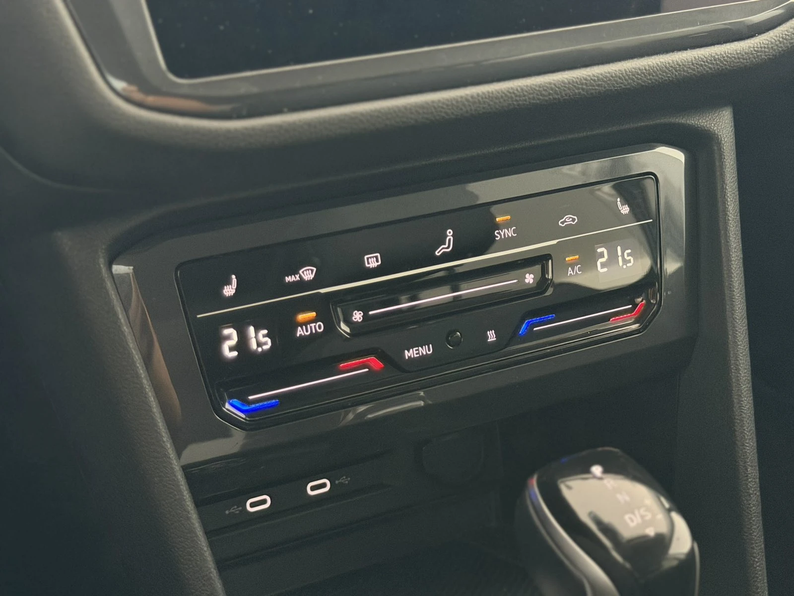 VW Tiguan AllSpace 4Motion, снимка 13 - Автомобили и джипове - 55937575