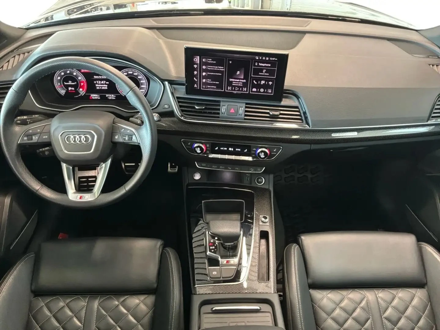 Audi SQ5 TECHNIK ЦЕНА ДО БЪЛГАРИЯ АВТОКРЕДИТ, снимка 15 - Автомобили и джипове - 55940882