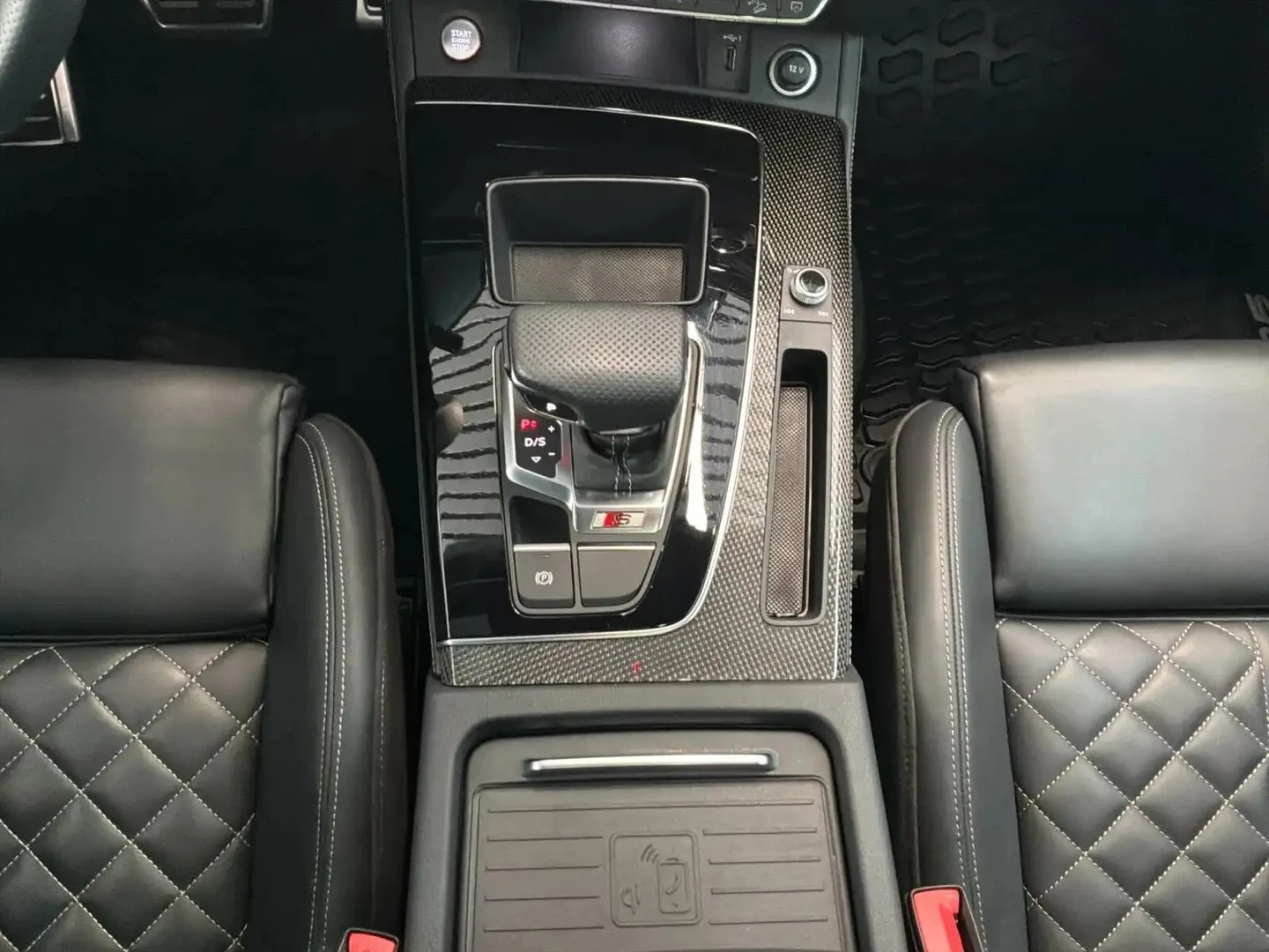 Audi SQ5 TECHNIK ЦЕНА ДО БЪЛГАРИЯ АВТОКРЕДИТ, снимка 16 - Автомобили и джипове - 55940882
