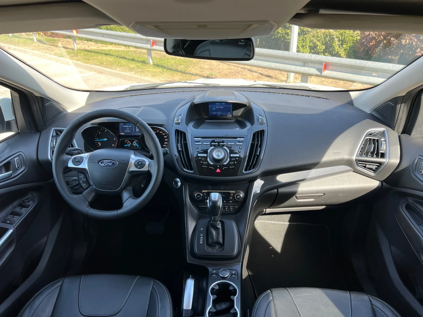 Ford Kuga Titanium* 4x4* 2.0TDCi, снимка 11 - Автомобили и джипове - 56411148
