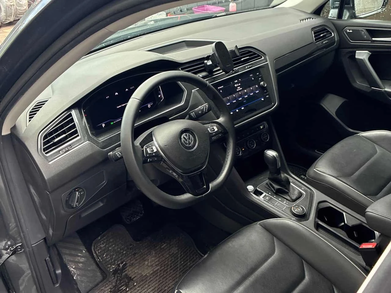 VW Tiguan * Highline * CARFAX * ���� �� �� | Mobile.bg � ����������� 9
