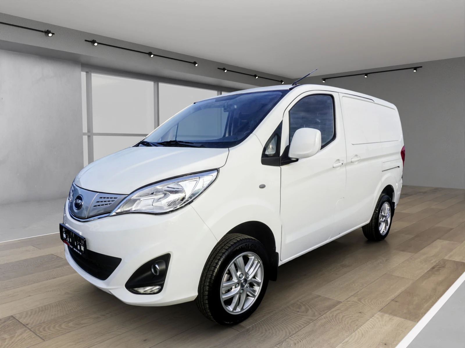 BYD ETP 3 ФАБРИЧНО НОВИ НАЛИЧНИ , снимка 1