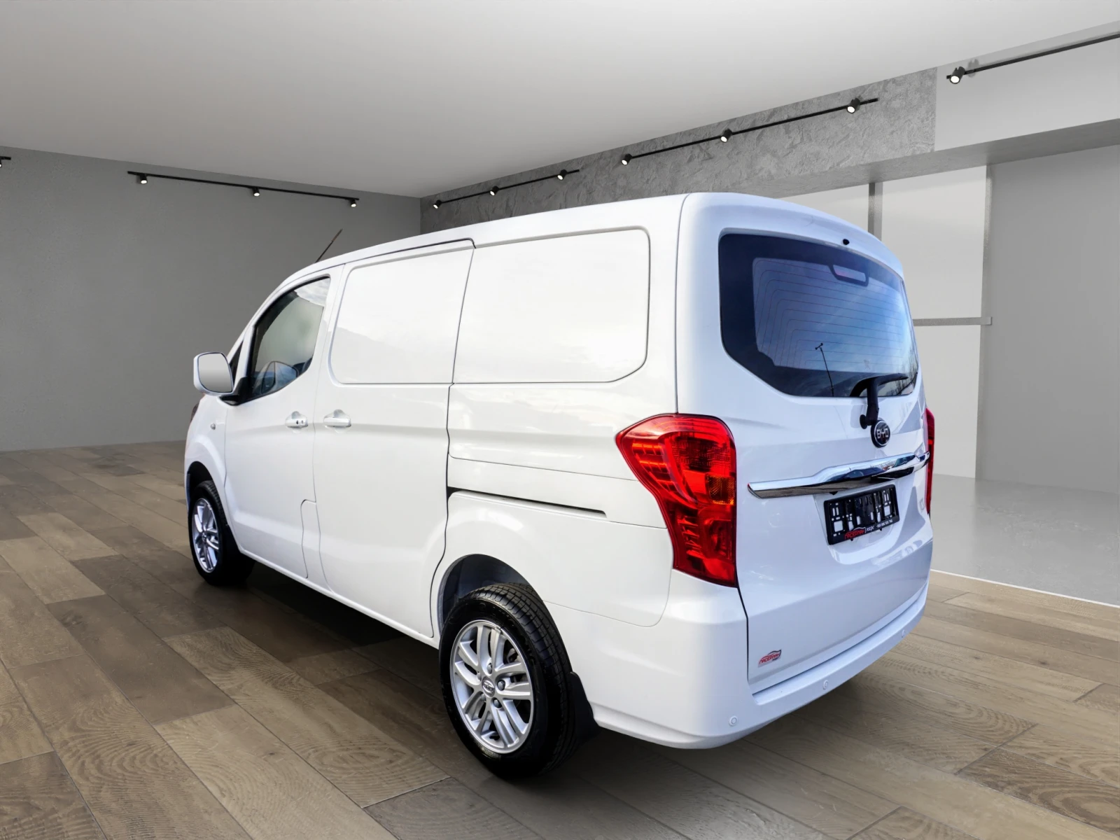 BYD ETP 3 �������� ���� �������  | Mobile.bg � ����������� 4