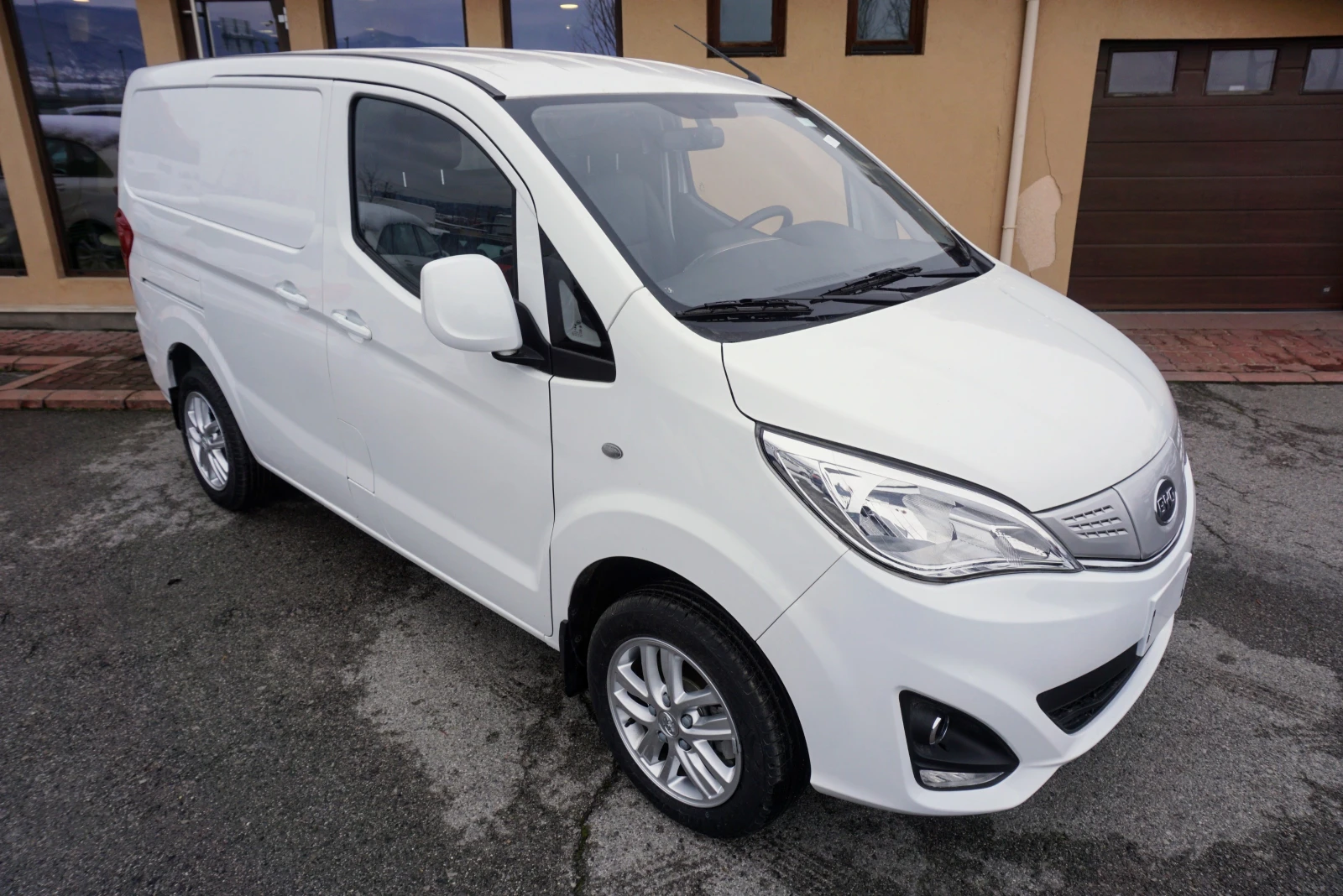 BYD ETP 3 ФАБРИЧНО НОВ  - изображение 2