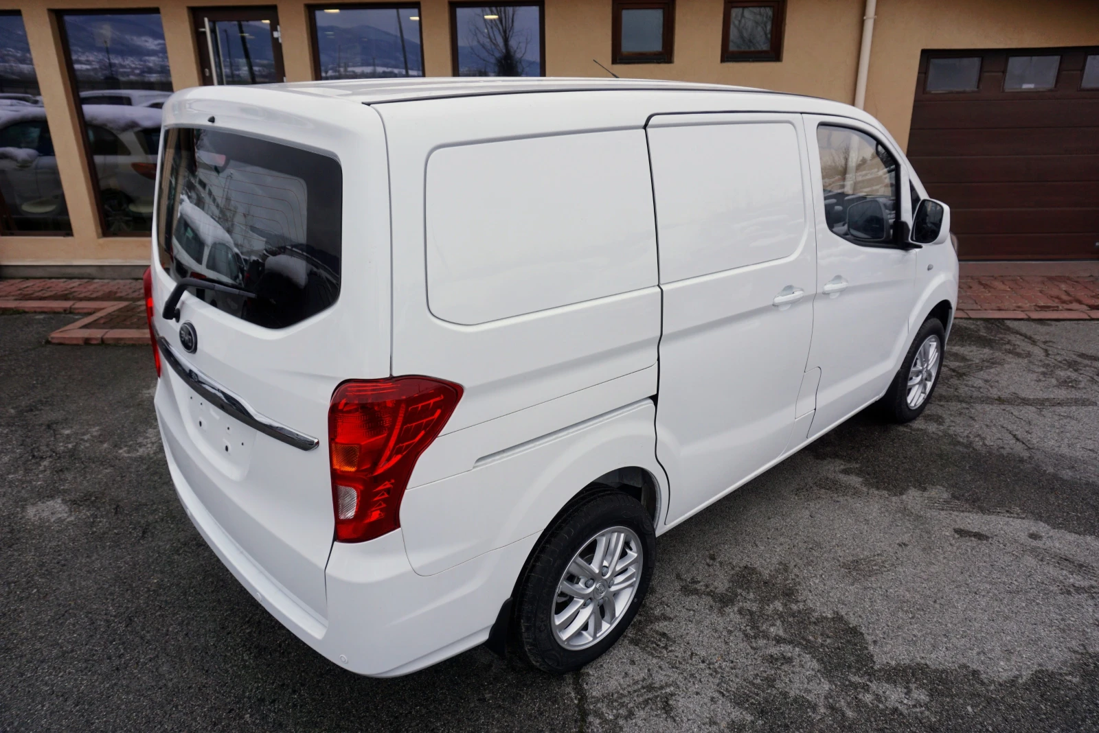 BYD ETP 3 ФАБРИЧНО НОВ  - изображение 3