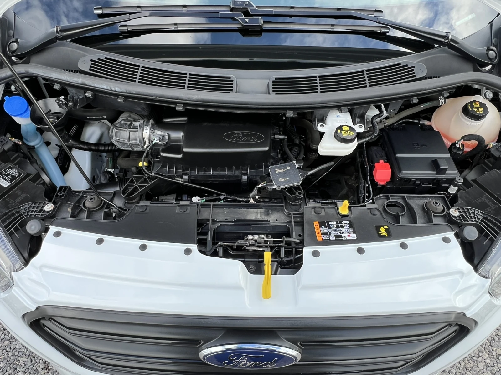 Ford Transit 2.0TDCi ДВЕ СТРАНИЧНИ ВРАТИ/Серв. история/170314км - изображение 8