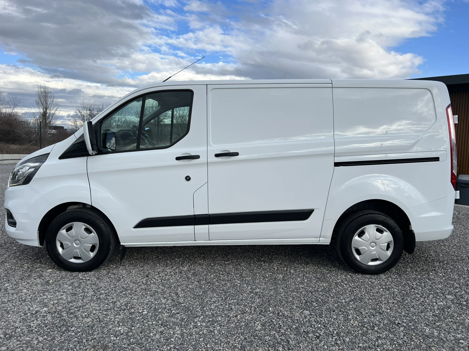 Ford Transit 2.0TDCi ДВЕ СТРАНИЧНИ ВРАТИ/Серв. история/170314км - изображение 2
