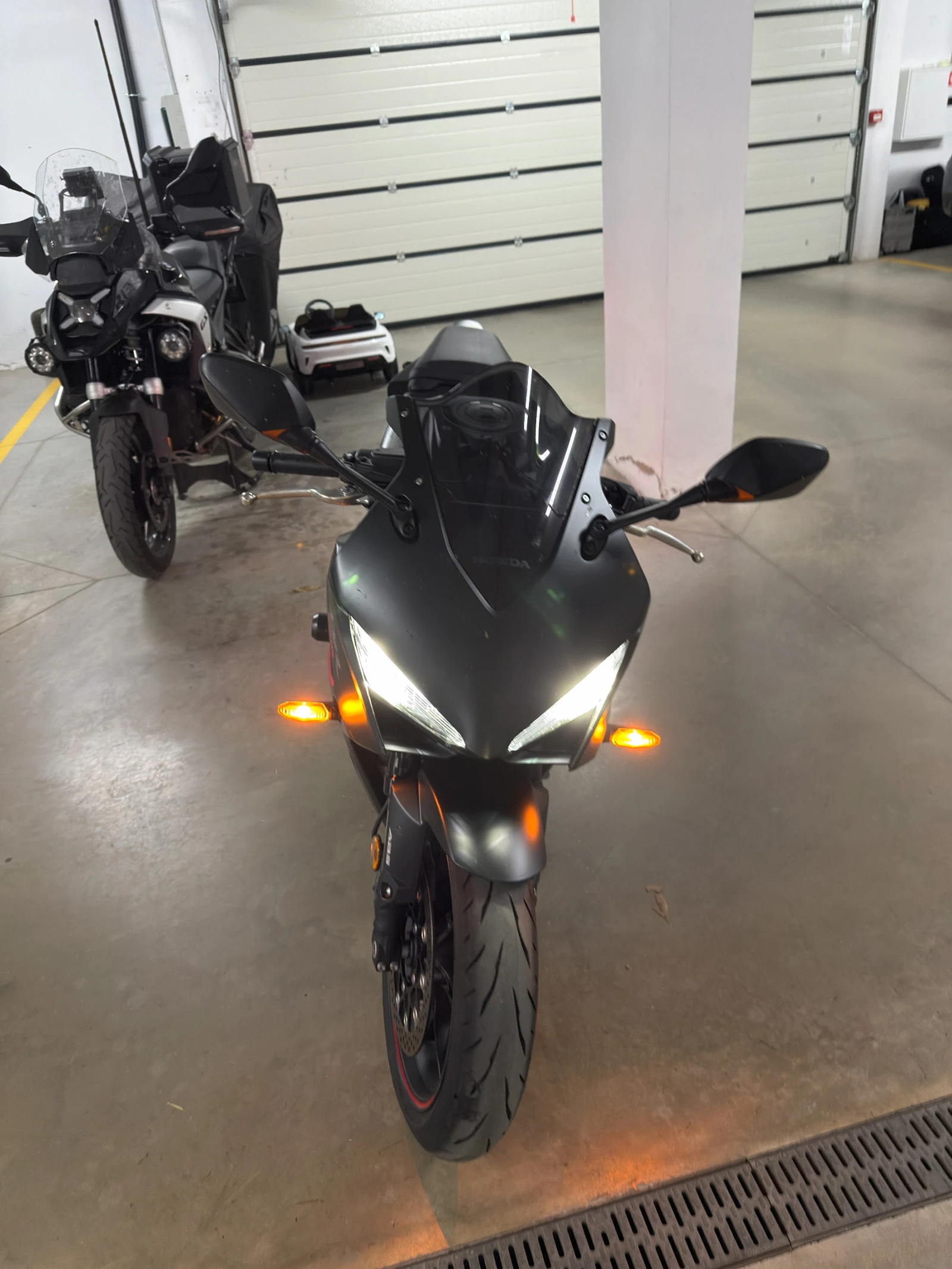 Honda Cbr 650R, снимка 4 - Мотоциклети и мототехника - 56313726