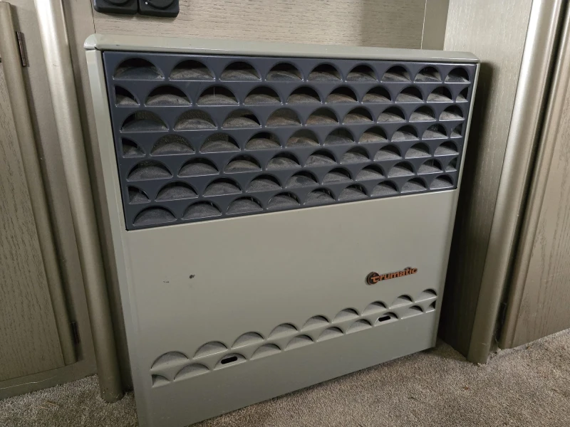 Каравана Dethleffs Exclusiv Топ Лукс за годините, снимка 17 - Каравани и кемпери - 52249865